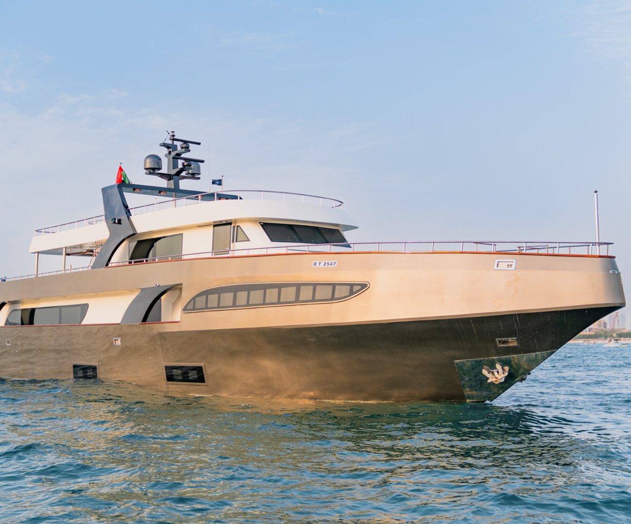 How to Plan the Perfect Yacht Party in Dubai