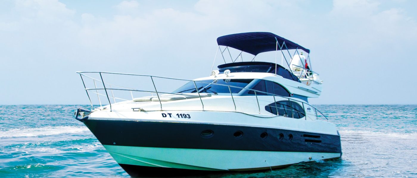 NAUGHTY - 52ft Gallery1