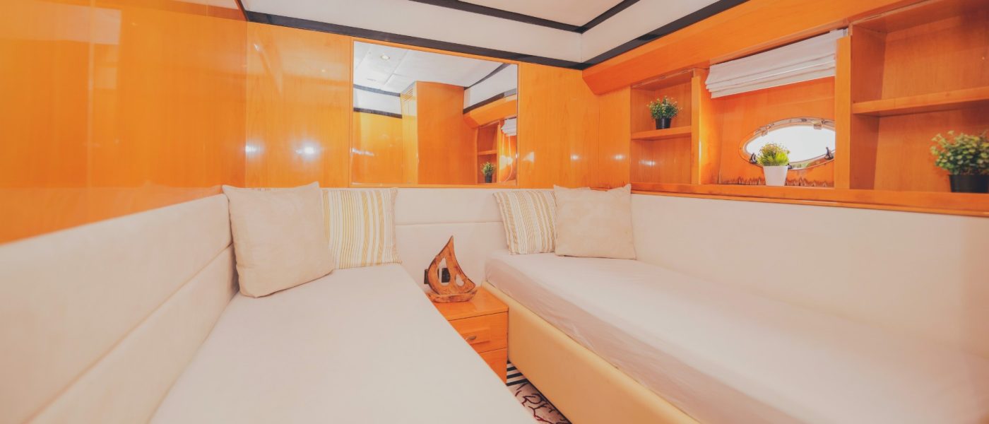 PLATINUM – 80ft Gallery4