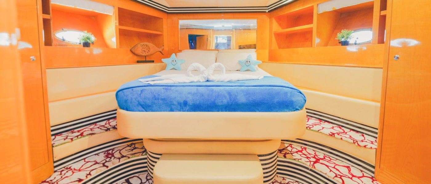 PLATINUM – 80ft Gallery6