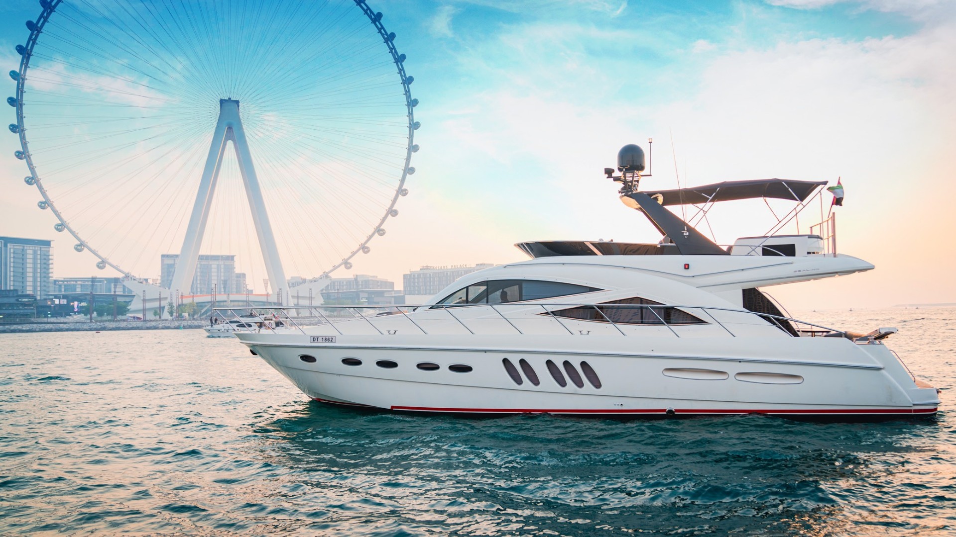 Why Choose a Yacht Charter Over a Hotel Venue in Dubai